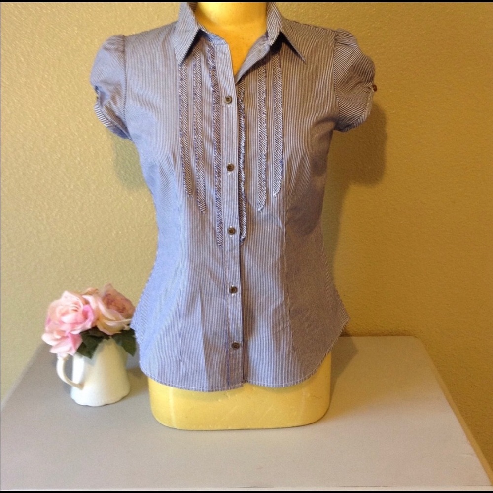 Women’s blouse